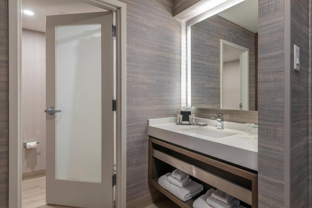 Hotel Wichita Marriott Extérieur photo